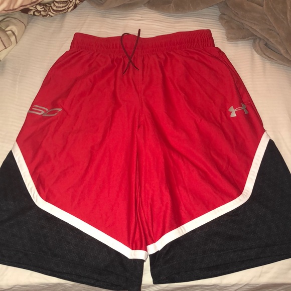 Men’s under armour shorts - Picture 1 of 2